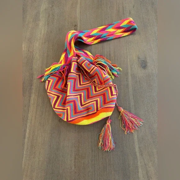 Colorful Woven Bucket Bag with Tassels